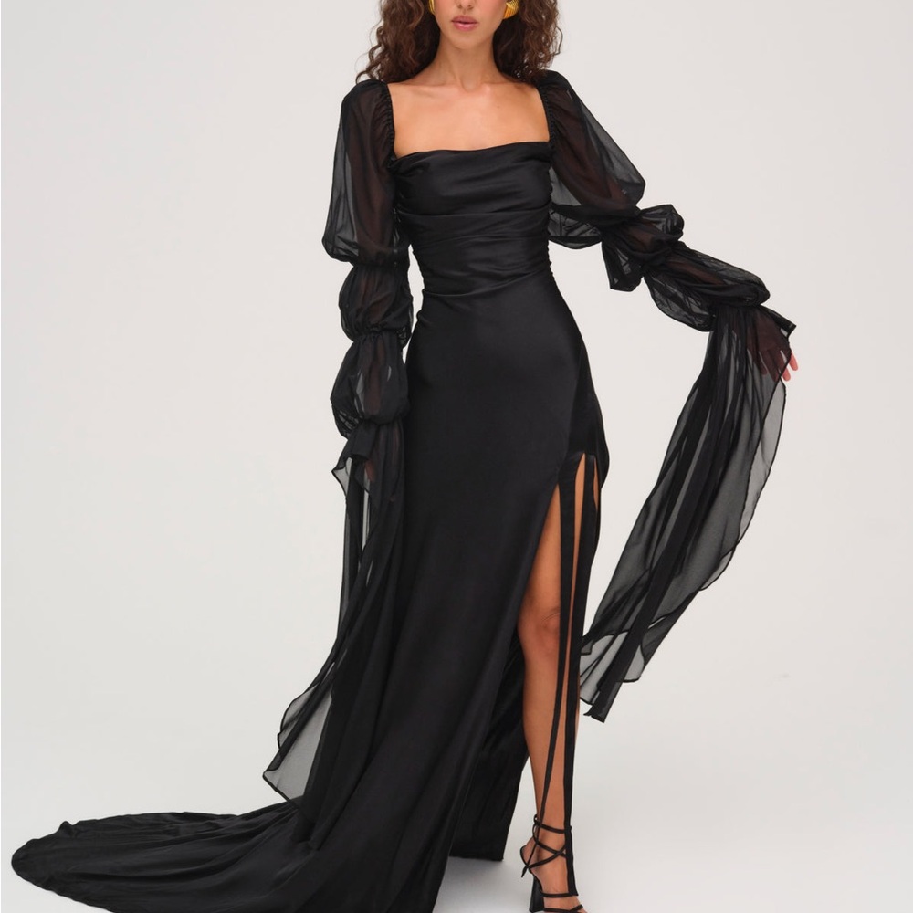 Elegant Black Evening Gown with Sheer Sleeves